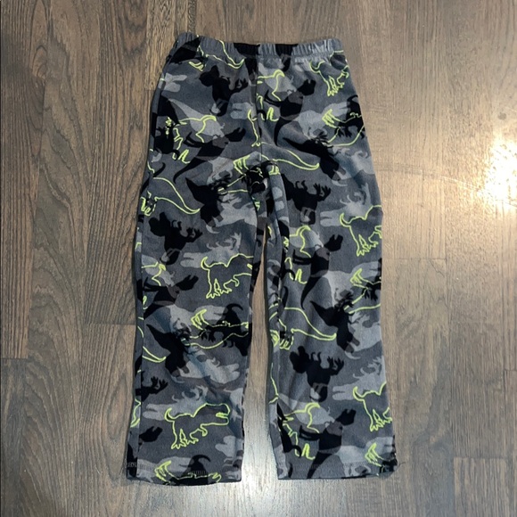 Dinosaur Print Kids Pajama Set - Picture 6 of 8